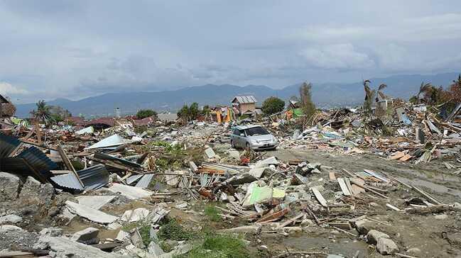 Endonezya'nn Sulawesi Adas'nda meydana gelen depremde l says 2 bin 256'ya ykseldi