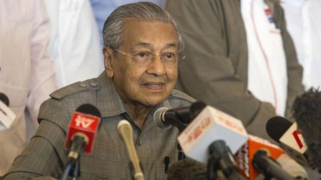 Malezya Babakan Mahathir'den Kak'nn ldrlmesine knama