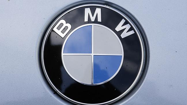 BMW 1 milyondan fazla arac geri aryor