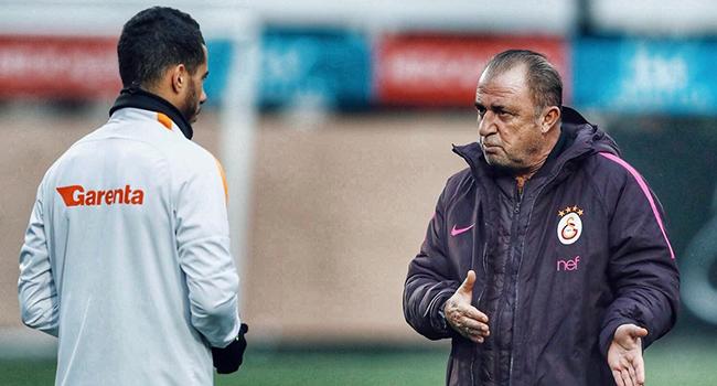 Terim'den Belhanda'ya zel uyar! 'Bu man anahtar sende'