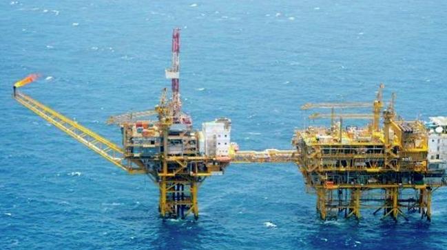 ngiltere: Kuzey Denizi'nde 330 milyar sterlinlik enerji yatrm gerekiyor