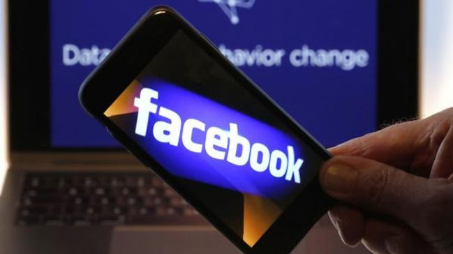 ngiliz reglatrden Facebook'a 500 bin sterlin ceza