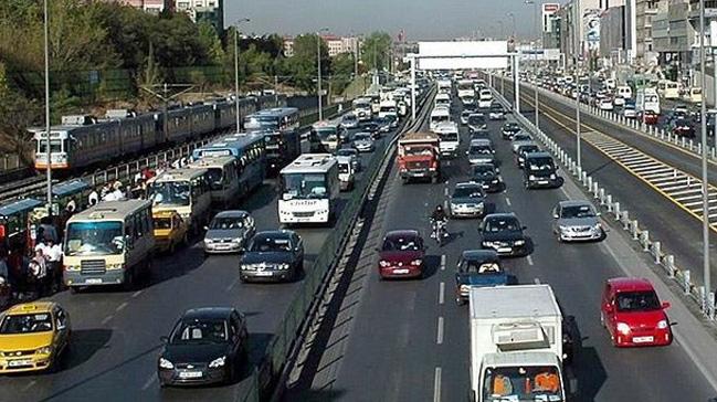 Taksim Meydannda baz yollar trafie kapatlacak 