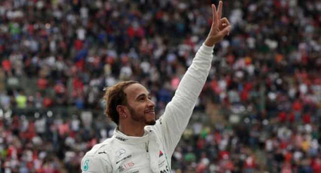 Formula 1'de ampiyon Lewis Hamilton