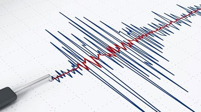  Akdeniz'de 4,3 byklnde deprem meydana geldi