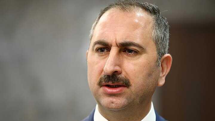 Bakan Gl'den hayatn haybeden Koray ener iin basal diledi