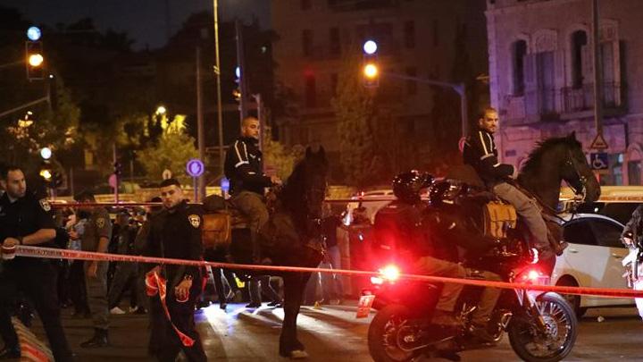 galci srail polisi, Dou Kuds'te bakl saldr iddiasyla Filistinliyi vurarak ar yaralad