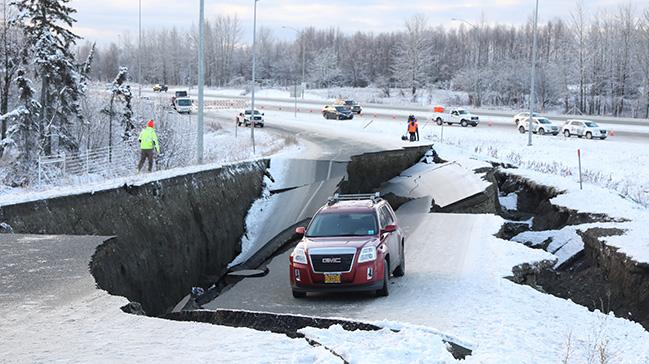 Alaska'da 7 byklnde deprem meydana geldi 