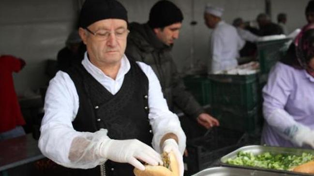 Hamsi festivalinde 3 ton balk tketildi