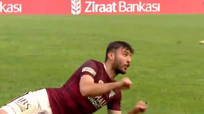 Nazilli Belediyespor manda sakatlanan Hakan inemre, kulbeye 'koptu' diye bard