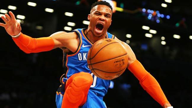 Russell Westbrook, Jason Kidd'i geride brakt