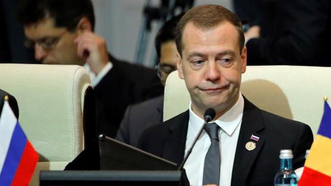 Rusya Babakan Medvedev: Ticaret savalarnn kresel ekonomiye maliyeti yarm trilyon dolar