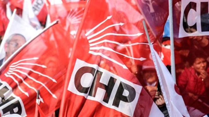 Denizli'de, CHP Buldan le Ynetim Kurulu ile Kadn ve Genlik Kollar bakanlar istifa etti