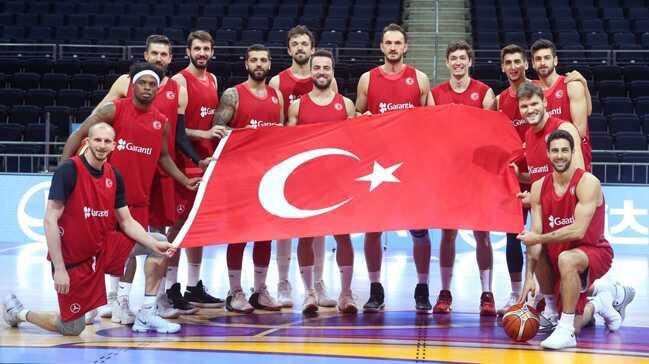 FIBA'dan yaplan aklamada Trkiye 17. sradaki yerini korudu