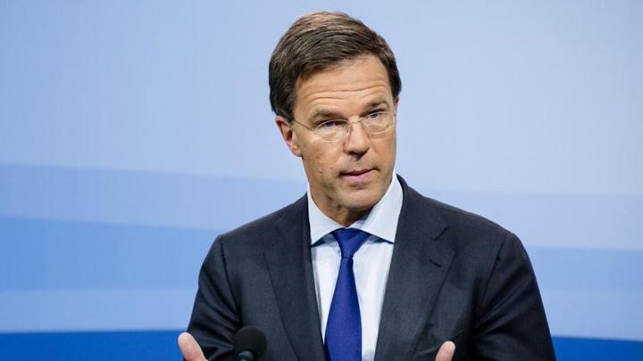 Hollanda Babakan Rutte: Aslnda hepimizin zerinde bir sar yelek var