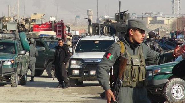 Afganistan'daki atmada 2 polis ld