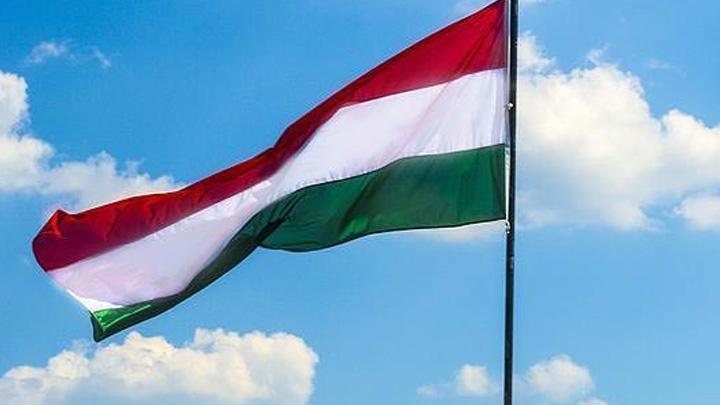 Macaristan'da kle yasas kabul edildi