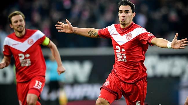 Milli futbolcumuz Kaan Ayhan'n golleriye Fortuna Dsseldorf, Freiburg'u 2-0 malup etti