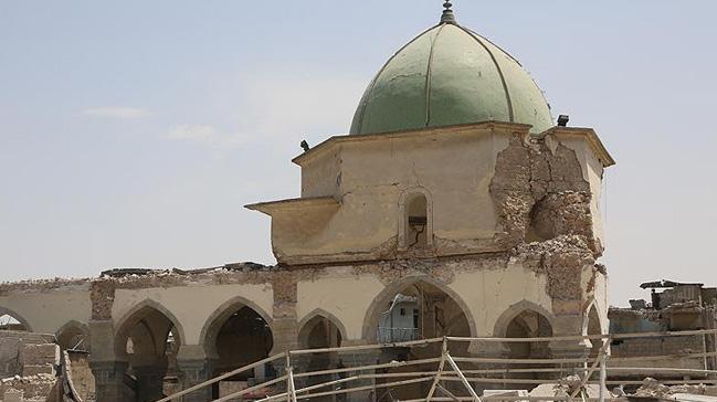Musul'da DEA'n ykt tarihi caminin yeniden inasna baland