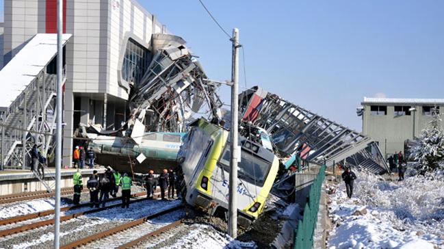 Ankara'daki tren kazasyla ilgili 3 TCDD personeli adliyeye sevk edildi