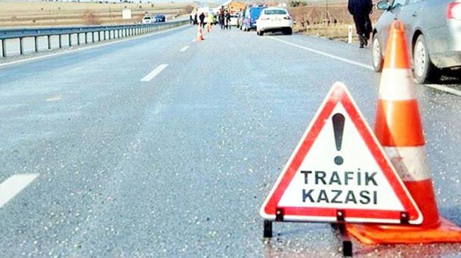 anlurfa'da meydana gelen trafik kazasnda 2 Suriyeli hayatn kaybetti