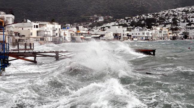 Bodrum'da yamur ve frtna alarm