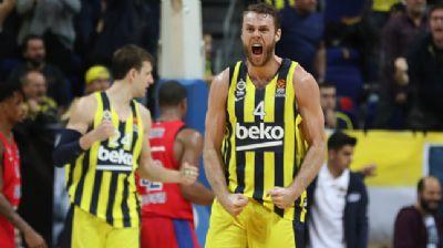 Fenerbahe Beko, 15 say geriden gelerek CSKA Moskova'y 79-75 malup etti