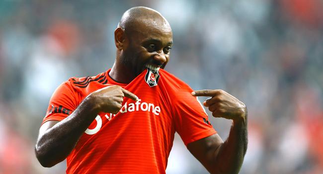 Bursaspor, Vagner Love transferi iin devrede