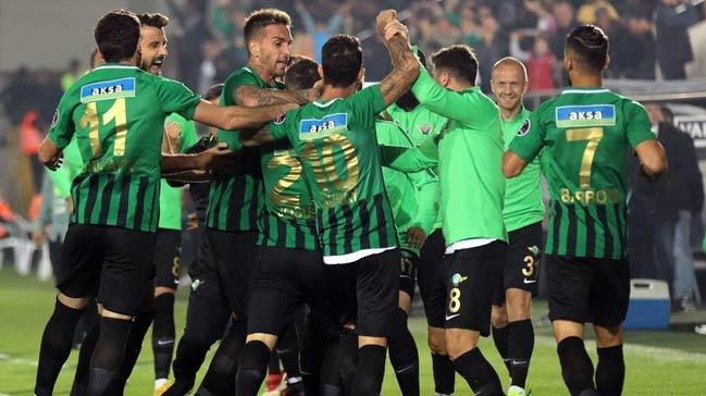 Akhisarspor, ilk yary Konyaspor mayla kapatacak