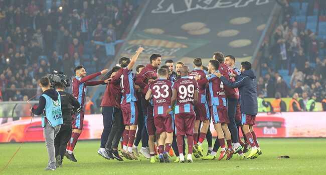 Trabzon'da ampiyonluk sesleri