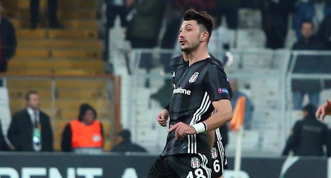 Fenerbahe, Tolgay Arslan' bedelsiz transfer etmek istiyor