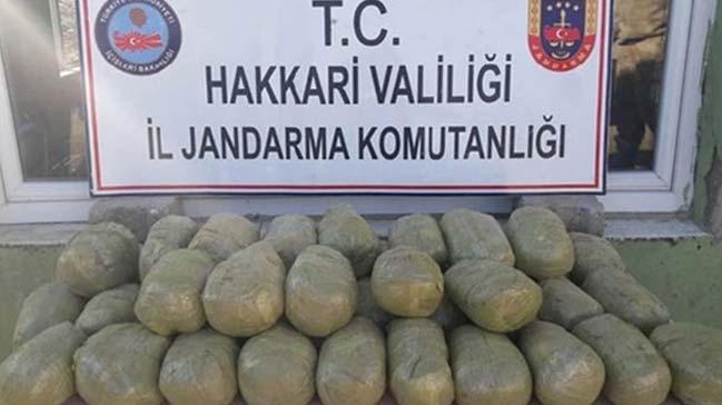 Hakkari'de terristlere ait 43 kilo 586 gram uyuturucu ele geirildi