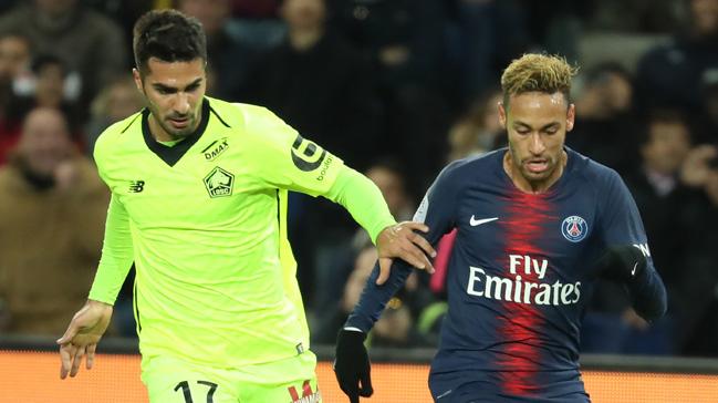 stanbulspor'dan Lille'e transfer olan Mehmet Zeki elik: En iyisi Neymar'd. Beni ok zorlad