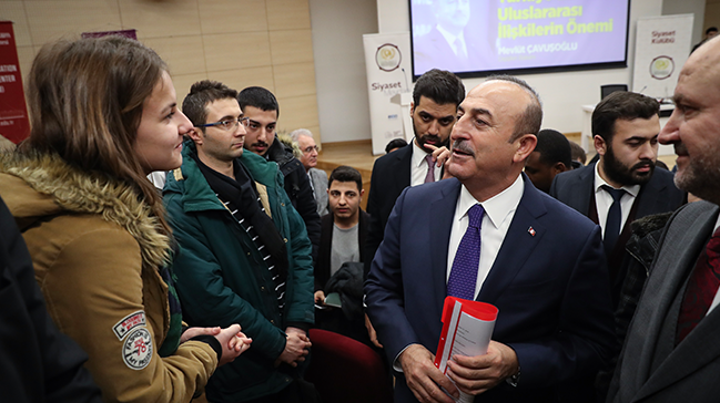 Dileri Bakan avuolu: Sizler bu devletin sizden beklentilerinin farkndasnz