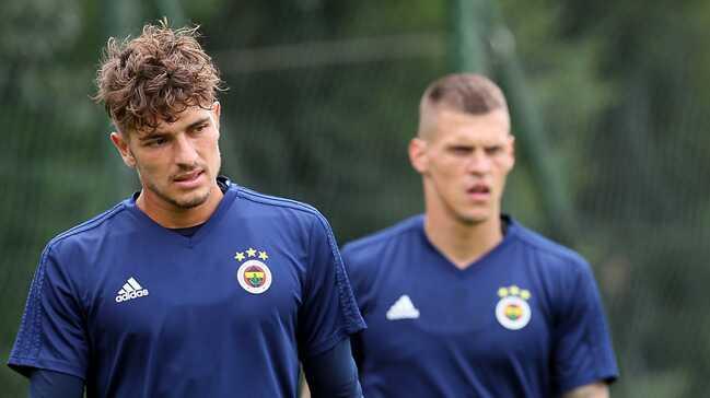 Fenerbahe'de sezon sonunda 14 futbolcunun szlemesi bitiyor