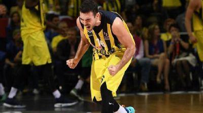 Kostas Sloukas, Real Madrid ile oynanacak ma ncesi kadrodan kartld