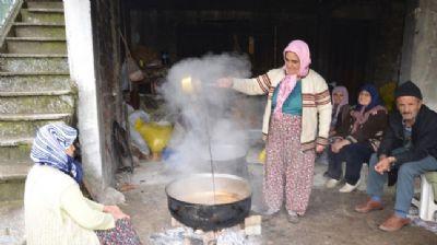 Keiboynuzu pekmezi kadnlarn geim kayna oldu