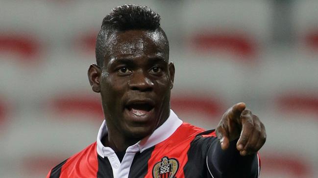 spanyol basn, Mario Balotelli'nin olas yeni adreslerinden birinin de Fenerbahe olduunu yazd