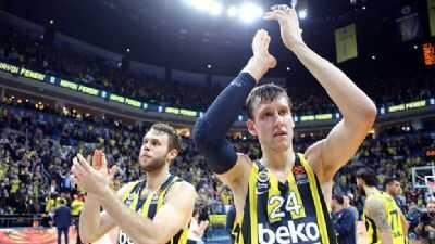 Jan Vesely: Obradovic benim neler yapabileceimi ve yapamayacam ok iyi biliyor