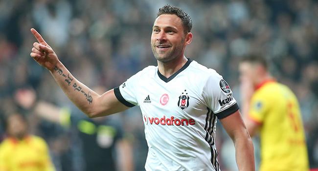 Tosic, Beikta'a geri dnmek istiyor