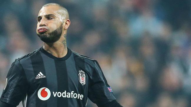 Beikta'ta Quaresma krizinin perde arkas ortaya kt