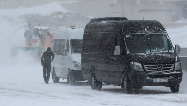 Uluda'da kar kalnl 1 metreyi geti