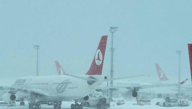 Hava koullar nedeniyle baz uak seferleri iptal edildi 