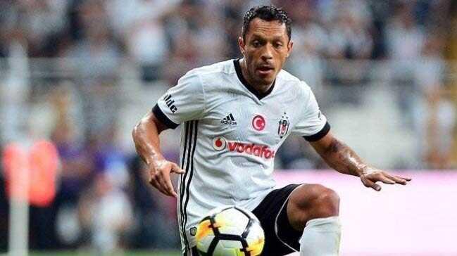 Flamengo'ya Adriano'yu teklif ettiler!