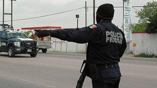 Meksikada iddet dalgas durulmuyor: 17si yanm 20 ceset bulundu