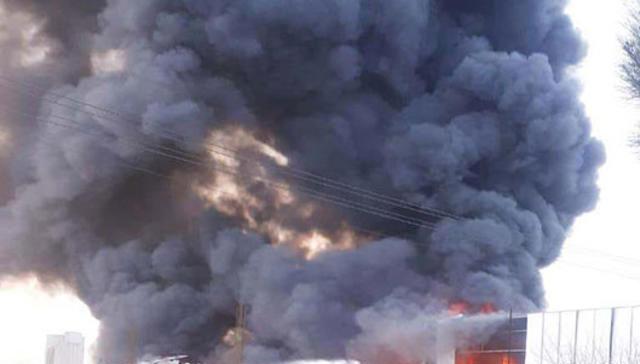 Gaziantep'te boya fabrikasnda yangn