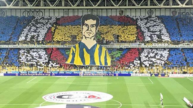 Fenerbahe, efsane oyuncu Lefter'i and