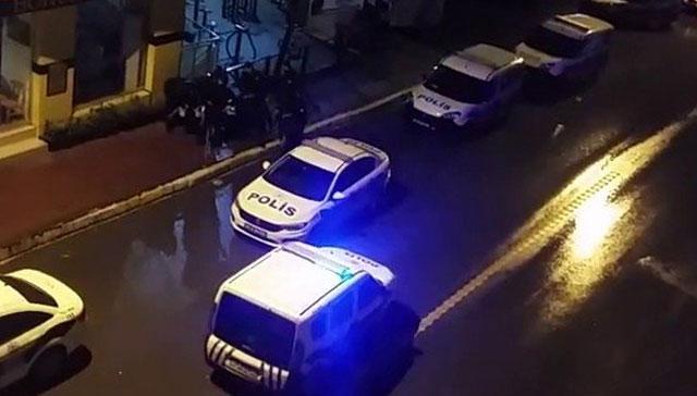 Pendik'te 1kadn 2 hrsz, polis ekiplerince kskvrak yakaland...