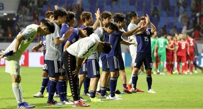 Nagatomo'lu Japonya, Asya Kupas'nda yar finale ykseldi