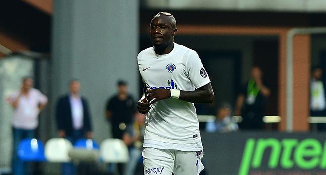 Mbaye Diagne paylat ortalk ykld! Gece 3'te Galatasaray mesaj